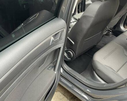 Сірий Фольксваген e-Golf, об'ємом двигуна 0 л та пробігом 40 тис. км за 16500 $, фото 31 на Automoto.ua