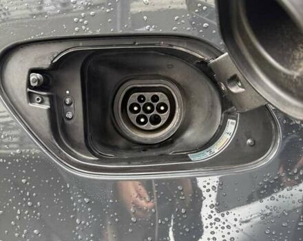 Серый Фольксваген e-Golf, объемом двигателя 0 л и пробегом 89 тыс. км за 13450 $, фото 2 на Automoto.ua