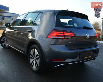 Серый Фольксваген e-Golf, объемом двигателя 0 л и пробегом 91 тыс. км за 13250 $, фото 26 на Automoto.ua
