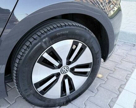 Сірий Фольксваген e-Golf, об'ємом двигуна 0 л та пробігом 124 тис. км за 12900 $, фото 6 на Automoto.ua