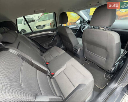 Серый Фольксваген e-Golf, объемом двигателя 0 л и пробегом 53 тыс. км за 12999 $, фото 51 на Automoto.ua