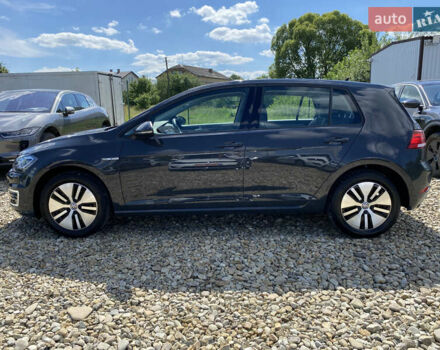 Серый Фольксваген e-Golf, объемом двигателя 0 л и пробегом 27 тыс. км за 14400 $, фото 5 на Automoto.ua