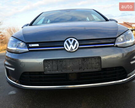 Серый Фольксваген e-Golf, объемом двигателя 0 л и пробегом 91 тыс. км за 13250 $, фото 15 на Automoto.ua