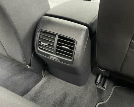 Сірий Фольксваген e-Golf, об'ємом двигуна 0 л та пробігом 40 тис. км за 16500 $, фото 28 на Automoto.ua