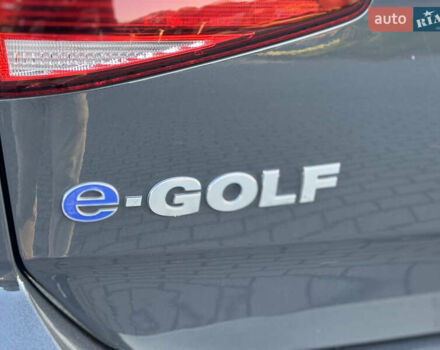 Сірий Фольксваген e-Golf, об'ємом двигуна 0 л та пробігом 51 тис. км за 13499 $, фото 31 на Automoto.ua