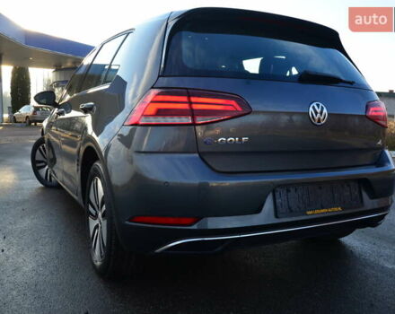 Серый Фольксваген e-Golf, объемом двигателя 0 л и пробегом 91 тыс. км за 13250 $, фото 25 на Automoto.ua