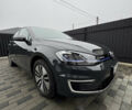 Серый Фольксваген e-Golf, объемом двигателя 0 л и пробегом 57 тыс. км за 14600 $, фото 1 на Automoto.ua