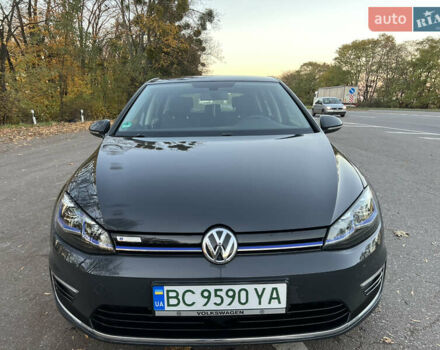 Серый Фольксваген e-Golf, объемом двигателя 0 л и пробегом 69 тыс. км за 12950 $, фото 7 на Automoto.ua