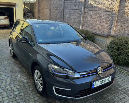 Серый Фольксваген e-Golf, объемом двигателя 0 л и пробегом 38 тыс. км за 15300 $, фото 11 на Automoto.ua