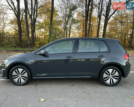 Серый Фольксваген e-Golf, объемом двигателя 0 л и пробегом 69 тыс. км за 12950 $, фото 1 на Automoto.ua