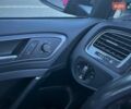 Серый Фольксваген e-Golf, объемом двигателя 0 л и пробегом 64 тыс. км за 15600 $, фото 12 на Automoto.ua