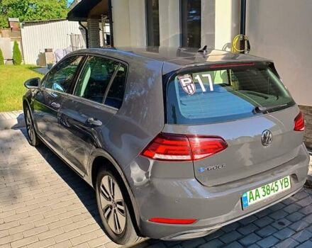 Серый Фольксваген e-Golf, объемом двигателя 0 л и пробегом 59 тыс. км за 16500 $, фото 6 на Automoto.ua