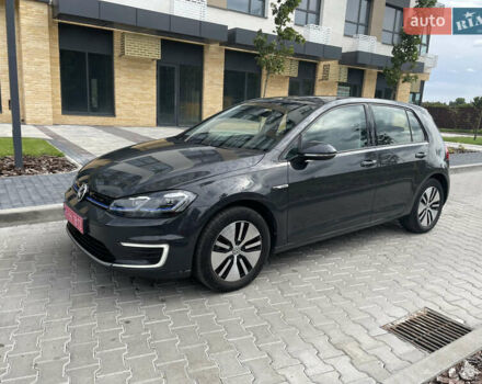 Серый Фольксваген e-Golf, объемом двигателя 0 л и пробегом 91 тыс. км за 12900 $, фото 24 на Automoto.ua