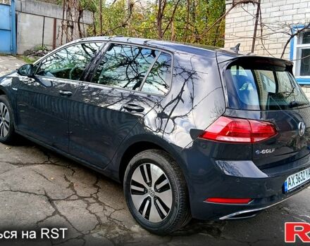 Серый Фольксваген e-Golf, объемом двигателя 0 л и пробегом 29 тыс. км за 16300 $, фото 3 на Automoto.ua
