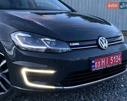 Серый Фольксваген e-Golf, объемом двигателя 0 л и пробегом 157 тыс. км за 12499 $, фото 3 на Automoto.ua