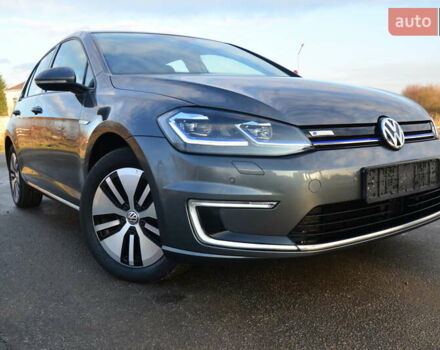 Серый Фольксваген e-Golf, объемом двигателя 0 л и пробегом 91 тыс. км за 13250 $, фото 18 на Automoto.ua