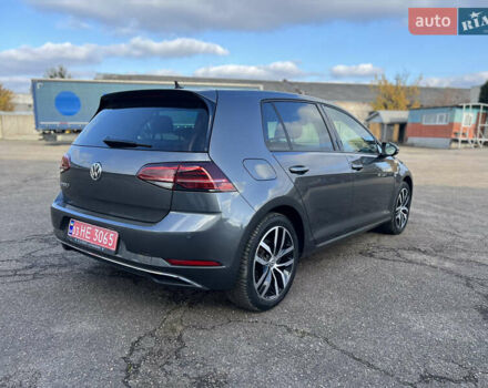 Серый Фольксваген e-Golf, объемом двигателя 0 л и пробегом 52 тыс. км за 16300 $, фото 7 на Automoto.ua