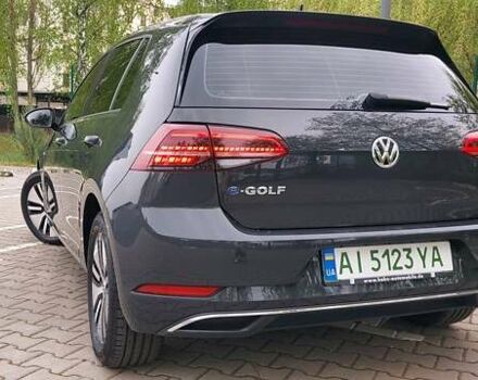 Серый Фольксваген e-Golf, объемом двигателя 0 л и пробегом 95 тыс. км за 14500 $, фото 6 на Automoto.ua