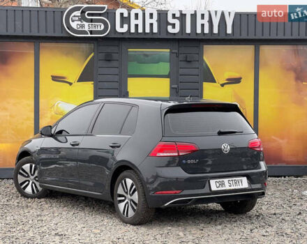 Серый Фольксваген e-Golf, объемом двигателя 0 л и пробегом 53 тыс. км за 12999 $, фото 25 на Automoto.ua