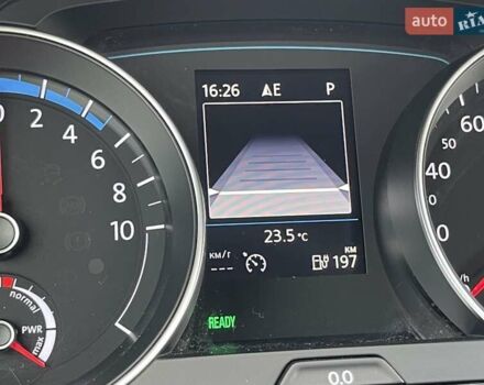 Серый Фольксваген e-Golf, объемом двигателя 0 л и пробегом 103 тыс. км за 13300 $, фото 40 на Automoto.ua