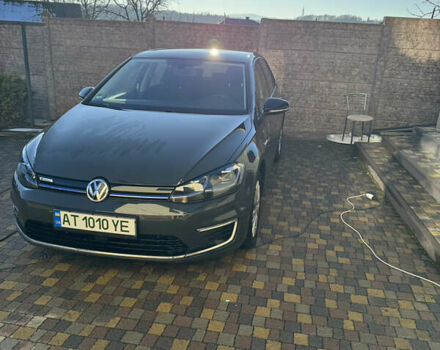 Серый Фольксваген e-Golf, объемом двигателя 0 л и пробегом 38 тыс. км за 15300 $, фото 10 на Automoto.ua