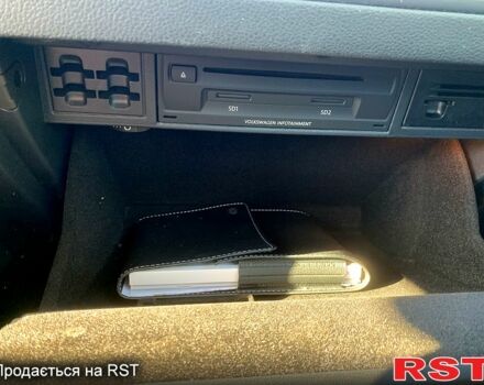 Серый Фольксваген e-Golf, объемом двигателя 0 л и пробегом 21 тыс. км за 16700 $, фото 12 на Automoto.ua