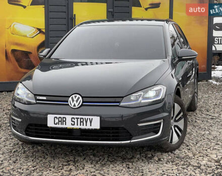 Серый Фольксваген e-Golf, объемом двигателя 0 л и пробегом 53 тыс. км за 12999 $, фото 5 на Automoto.ua
