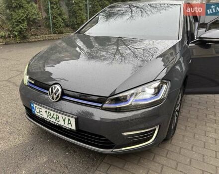 Серый Фольксваген e-Golf, объемом двигателя 0 л и пробегом 40 тыс. км за 15300 $, фото 25 на Automoto.ua
