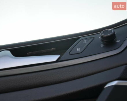 Серый Фольксваген e-Golf, объемом двигателя 0 л и пробегом 91 тыс. км за 13250 $, фото 46 на Automoto.ua