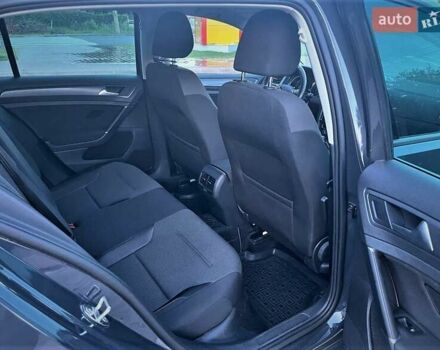 Серый Фольксваген e-Golf, объемом двигателя 0 л и пробегом 64 тыс. км за 15600 $, фото 7 на Automoto.ua