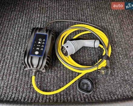 Серый Фольксваген e-Golf, объемом двигателя 0 л и пробегом 60 тыс. км за 16900 $, фото 75 на Automoto.ua