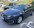 Серый Фольксваген e-Golf, объемом двигателя 0 л и пробегом 44 тыс. км за 16600 $, фото 1 на Automoto.ua