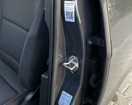 Серый Фольксваген e-Golf, объемом двигателя 0 л и пробегом 48 тыс. км за 14617 $, фото 33 на Automoto.ua