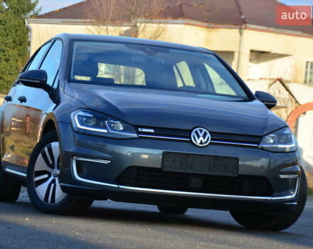 Серый Фольксваген e-Golf, объемом двигателя 0 л и пробегом 91 тыс. км за 13250 $, фото 20 на Automoto.ua