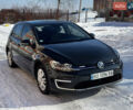 Серый Фольксваген e-Golf, объемом двигателя 0 л и пробегом 75 тыс. км за 16500 $, фото 2 на Automoto.ua