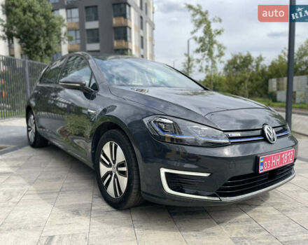 Серый Фольксваген e-Golf, объемом двигателя 0 л и пробегом 91 тыс. км за 12900 $, фото 9 на Automoto.ua
