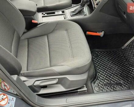 Сірий Фольксваген e-Golf, об'ємом двигуна 0 л та пробігом 67 тис. км за 15400 $, фото 12 на Automoto.ua