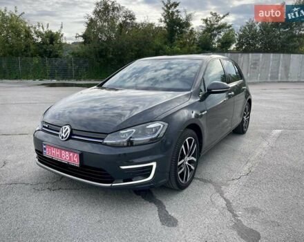 Серый Фольксваген e-Golf, объемом двигателя 0 л и пробегом 103 тыс. км за 13300 $, фото 9 на Automoto.ua