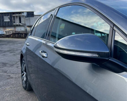 Серый Фольксваген e-Golf, объемом двигателя 0 л и пробегом 52 тыс. км за 16300 $, фото 11 на Automoto.ua