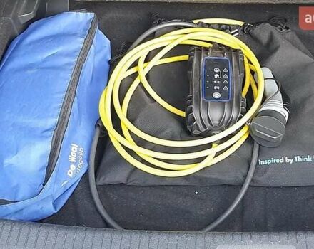 Серый Фольксваген e-Golf, объемом двигателя 0 л и пробегом 140 тыс. км за 12300 $, фото 24 на Automoto.ua