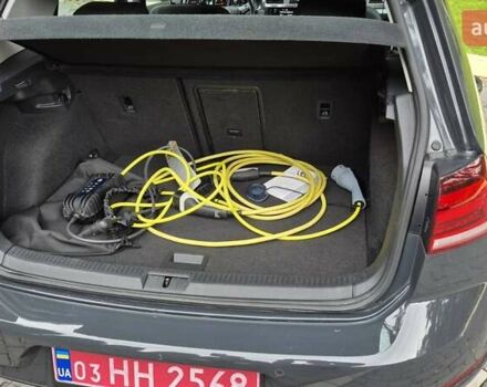 Сірий Фольксваген e-Golf, об'ємом двигуна 0 л та пробігом 67 тис. км за 15400 $, фото 5 на Automoto.ua