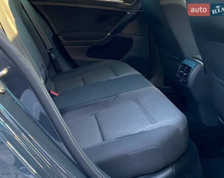 Серый Фольксваген e-Golf, объемом двигателя 0 л и пробегом 157 тыс. км за 12499 $, фото 67 на Automoto.ua