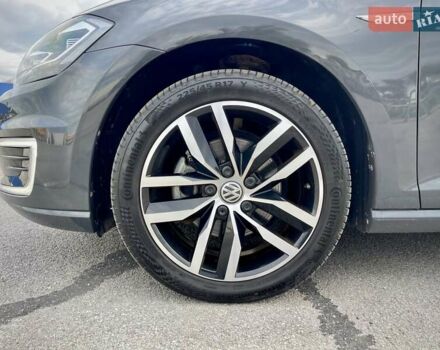 Серый Фольксваген e-Golf, объемом двигателя 0 л и пробегом 103 тыс. км за 13300 $, фото 12 на Automoto.ua