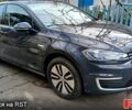Серый Фольксваген e-Golf, объемом двигателя 0 л и пробегом 29 тыс. км за 16300 $, фото 4 на Automoto.ua