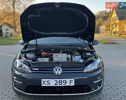 Сірий Фольксваген e-Golf, об'ємом двигуна 0 л та пробігом 51 тис. км за 13499 $, фото 44 на Automoto.ua
