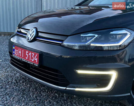 Серый Фольксваген e-Golf, объемом двигателя 0 л и пробегом 157 тыс. км за 12499 $, фото 11 на Automoto.ua
