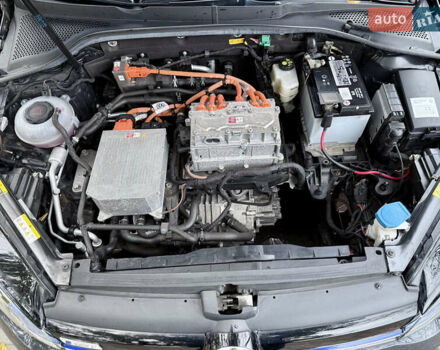 Фольксваген e-Golf 2020 в Кропивницком (Кировограде) на Automoto.ua Серый Фольксваген e-Golf, объемом двигателя 0 л и пробегом 125 тыс. км за 14550 $, фото 45 на Automoto.ua