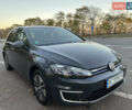 Серый Фольксваген e-Golf, объемом двигателя 0 л и пробегом 69 тыс. км за 12950 $, фото 6 на Automoto.ua