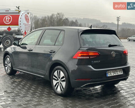 Серый Фольксваген e-Golf, объемом двигателя 0 л и пробегом 115 тыс. км за 14200 $, фото 5 на Automoto.ua