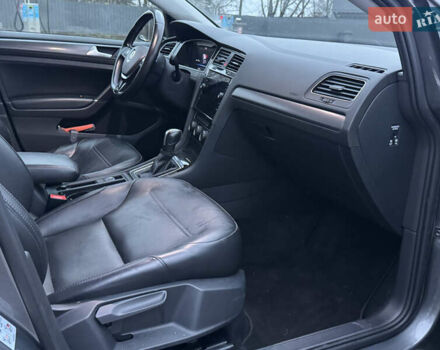 Серый Фольксваген e-Golf, объемом двигателя 0 л и пробегом 109 тыс. км за 12600 $, фото 14 на Automoto.ua